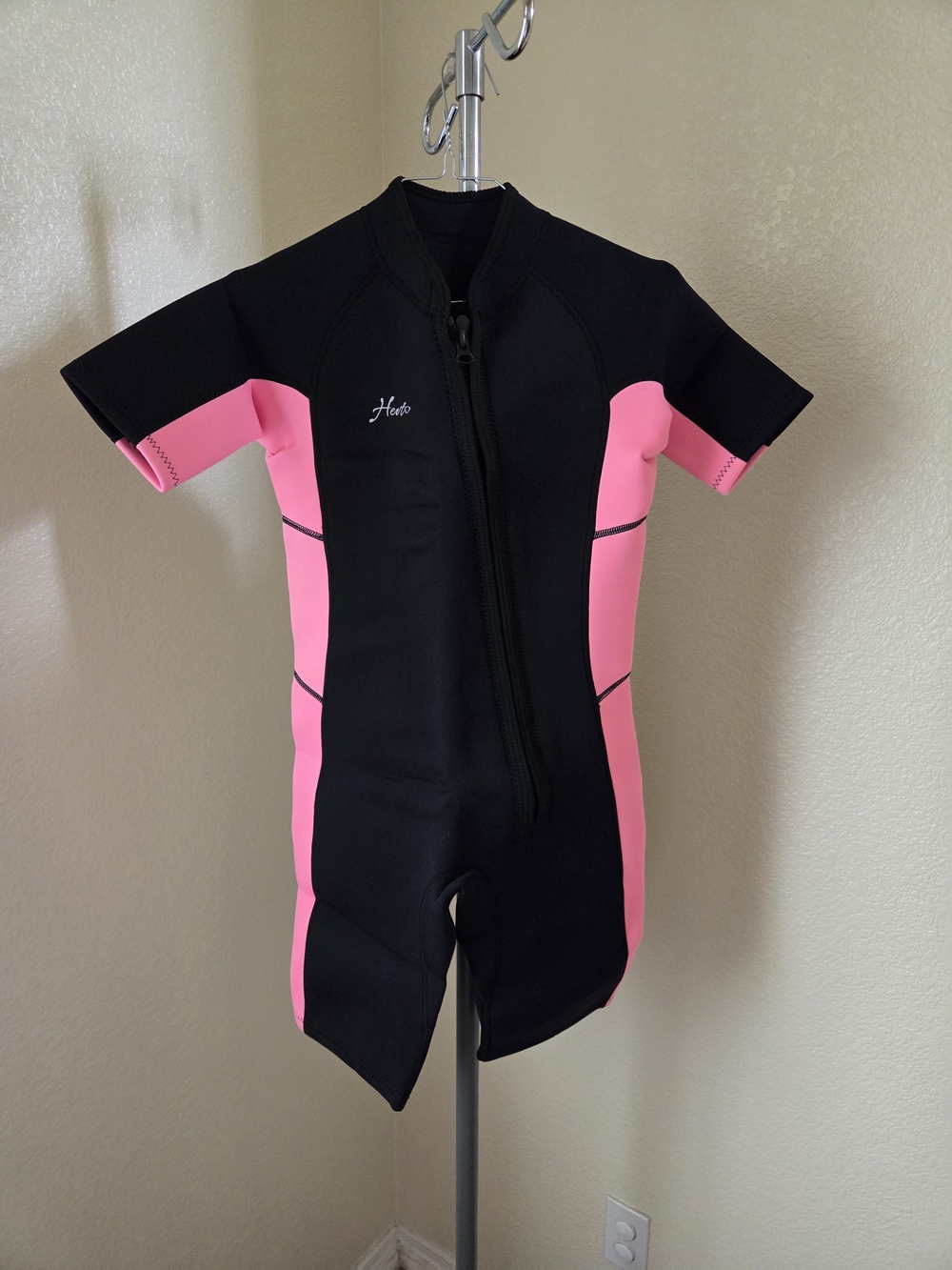 Hevto Kids Wetsuit Shorty 2mm Neoprene Thermal Wet Suit Front Zip